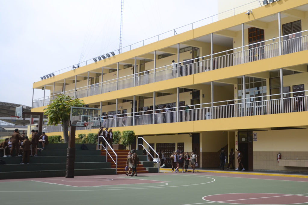 El colegio Carmelitas El colegio Carmelitas